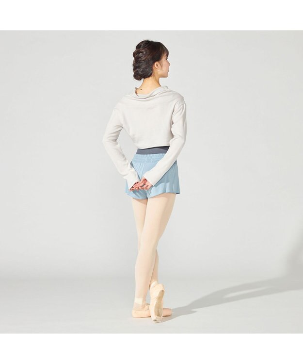 Chacott ハイネックショートトップ グレージュ