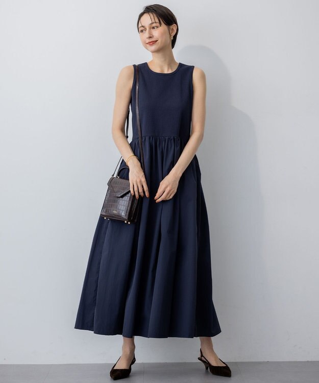 23区 【VERY掲載】エンボス ミニ ショルダーバッグ ブラック系