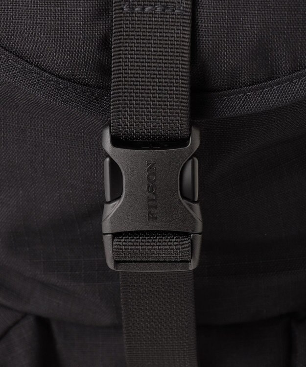 JOSEPH ABBOUD MOUNTAIN 【FILSON・軽量・大容量】リップストップ ナイロン バックパック ブラック系