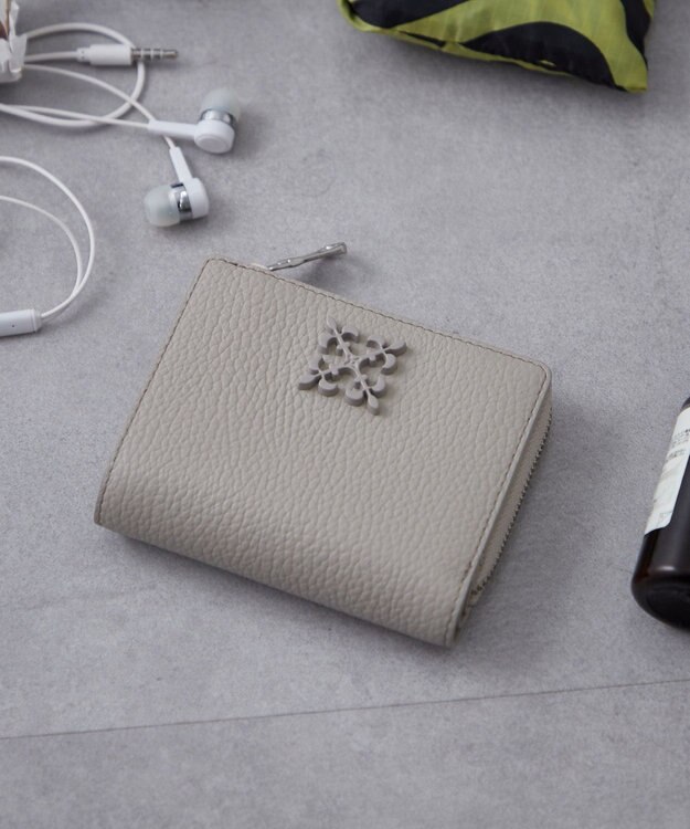 russet ＜お財布人気NO.1＞モノグラムプレートハーフウォレット(SO-376) GrayBeige2