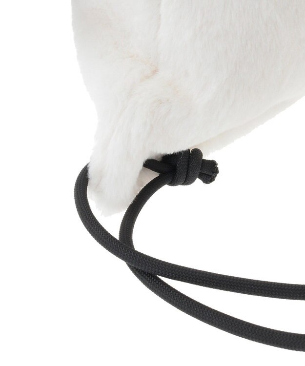 Green Parks ■PEANUTS スヌーピーフェイスファーナップサック Off White