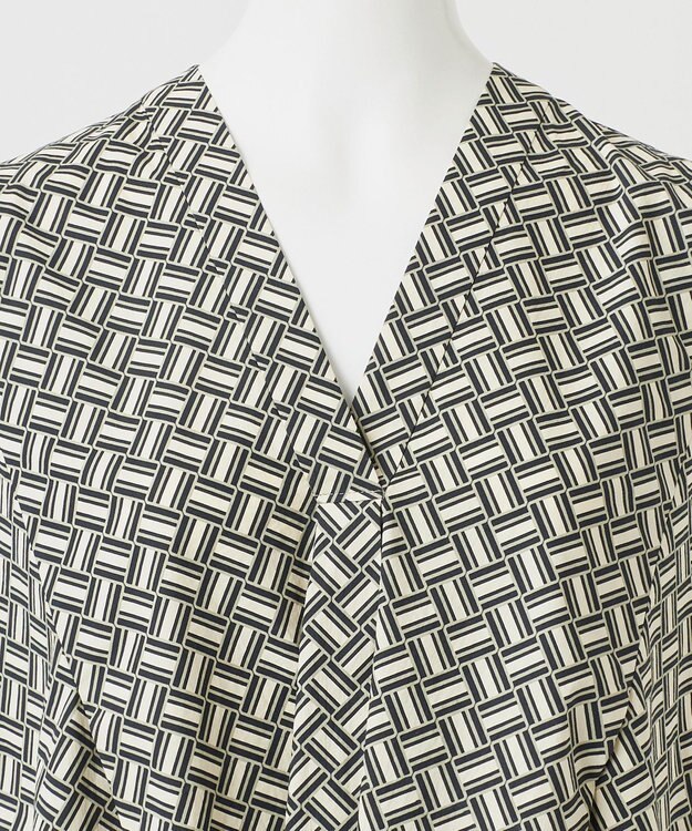 23区 S 【R(アール)】ジオメトリックプリント ハンカチヘム ブラウス ジオメトリックプリント