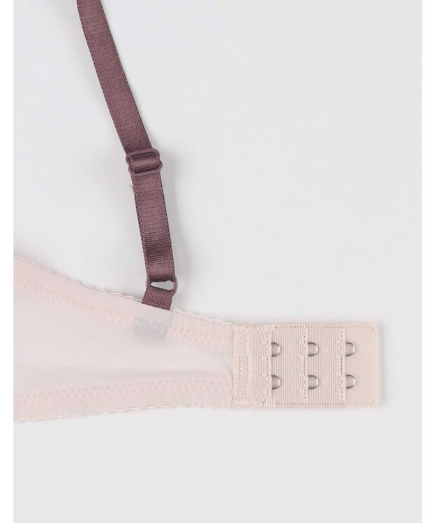 AMPHI ノンワイヤーブラ 谷間をメイク 脇高設計 A~Gカップまで対応 大きいサイズ 【BRAGENIC ブラジェニック 脇高細見えタイプ】 ブラジャー ブラ BMI353 アンフィ／ワコール ピンク系