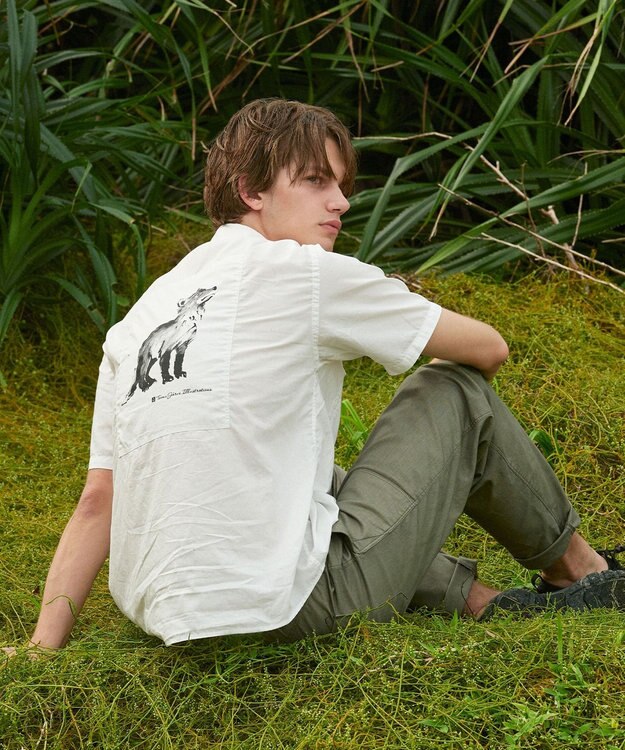 JOSEPH ABBOUD MOUNTAIN 【テーム・ヤルヴィモチーフ】バックデザイン 半袖シャツ ホワイト系