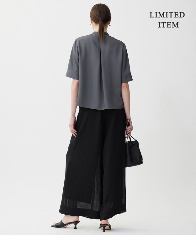 ICB L 【WEB限定・接触冷感・速乾・洗える】シルキーツイル 半袖クロップドシャツ チャコール系