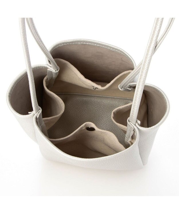 UNBILLION カシュカシュ cachecache / シュリンク合皮ワンハンドル手提げ シルバー