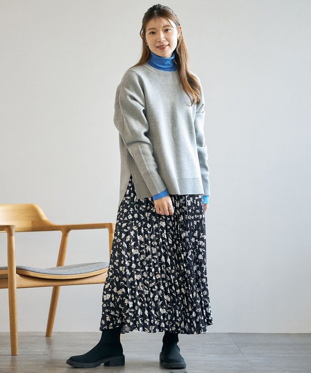 UNFILO プリーツスカート モノトーンプリント