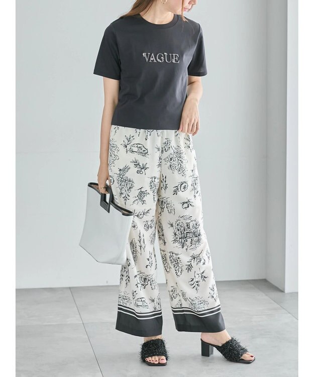 Te chichi パール&刺繍ロゴスタンダードTシャツ ブラック