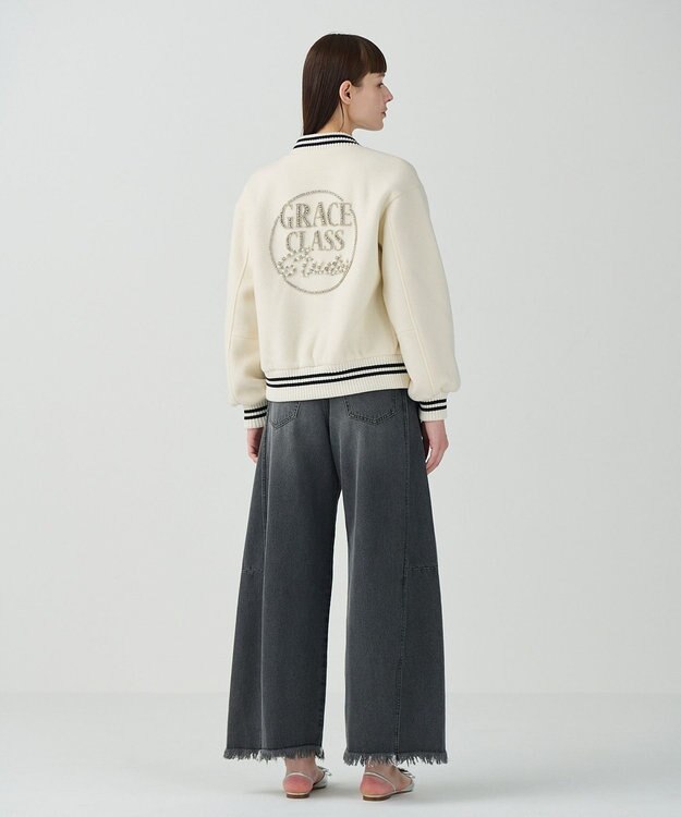 GRACE CONTINENTAL ビジューembアワードジャケット ホワイト