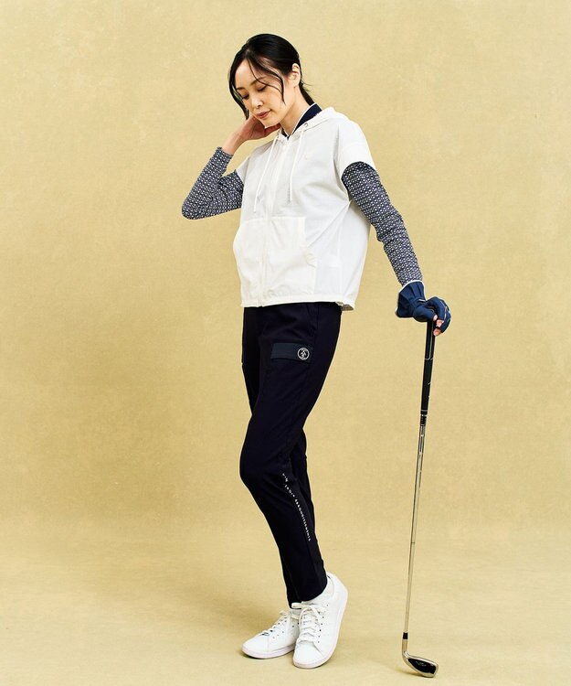 23区GOLF 【WOMEN】シアーストレッチ ショート丈フードベスト ホワイト系