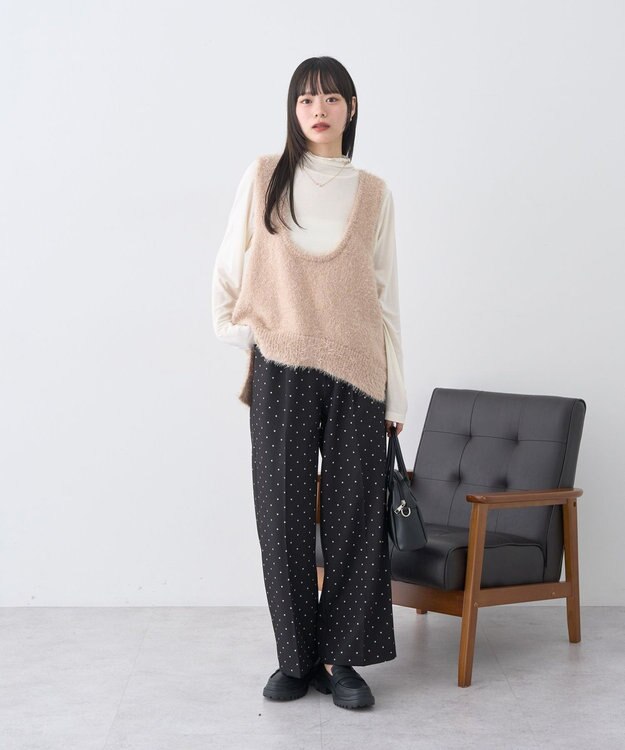 earth music&ecology フェザーUネックニットベスト Light Beige