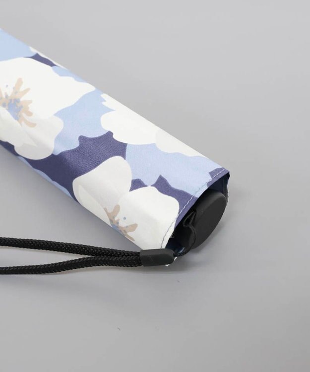 AURORA Blao（ブラオ）超耐風 花柄オールシーズン傘（折りたたみ・60㎝） サックス