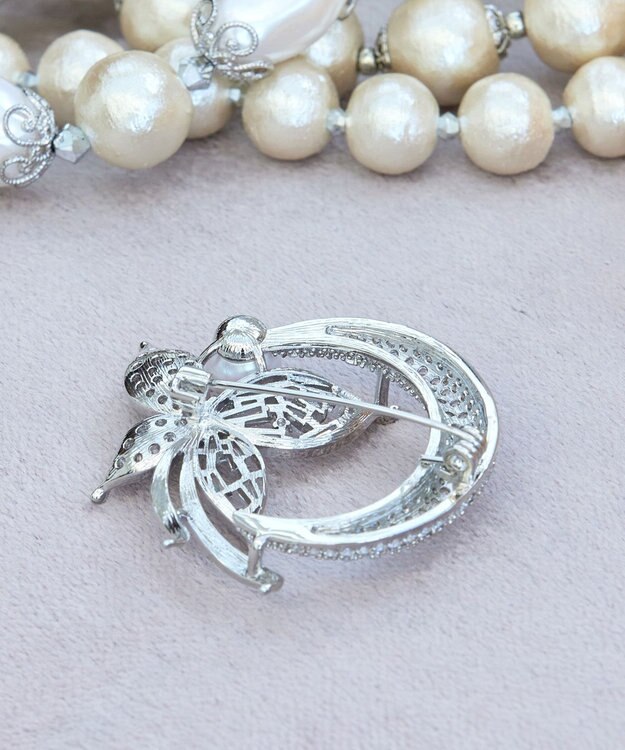 Tiaclasse バタフライモチーフブローチ シルバー