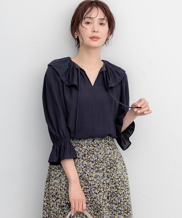 組曲 【先行予約】【WEB限定】シアーリンクルクロス フリル襟ブラウス ネイビー系