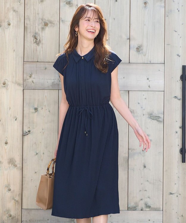 ANY SIS 【接触冷感・吸水速乾・UVケア】エアリードレープスムースプリーツ ワンピース ネイビー