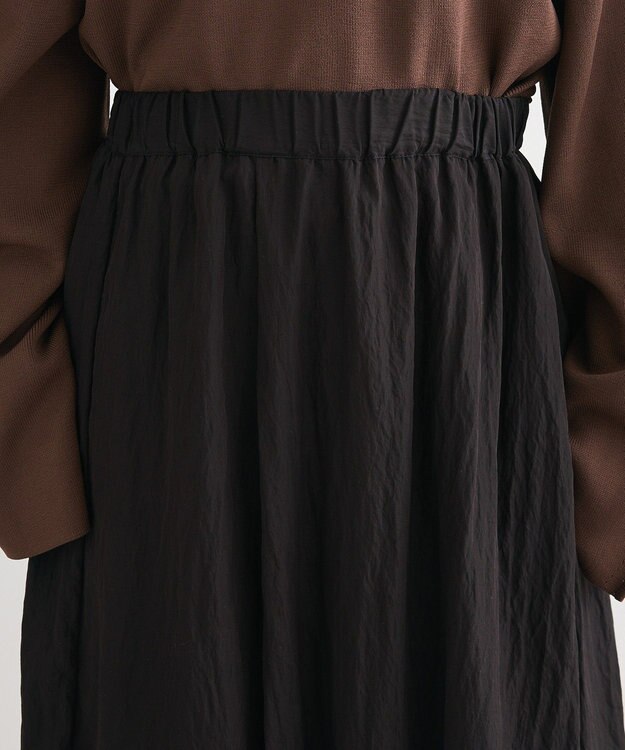 Green Parks 微光沢サテンバルーンスカート Black