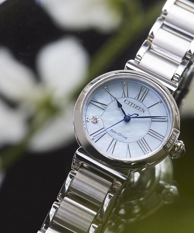 CITIZEN 【シチズン エル】きらめくダイヤモンドのアクセントが華やぐジュエリーのような腕時計 広告モデル シルバー