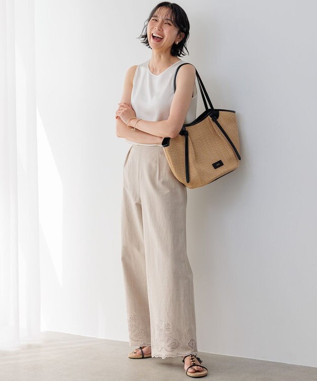 23区 L 【洗える】サテン タンクトップ アイボリー系