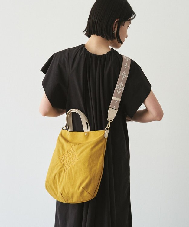 russet 《トートバッグ人気NO.1モデル》スリム2WAYトートバッグ <ナイロン>(CE-1404-WEB) Mustard