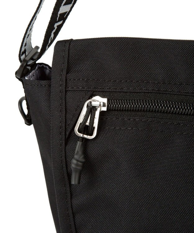 ACE BAGS & LUGGAGE Champion エスター ショルダーバッグ 63883 チャンピオン ブラック