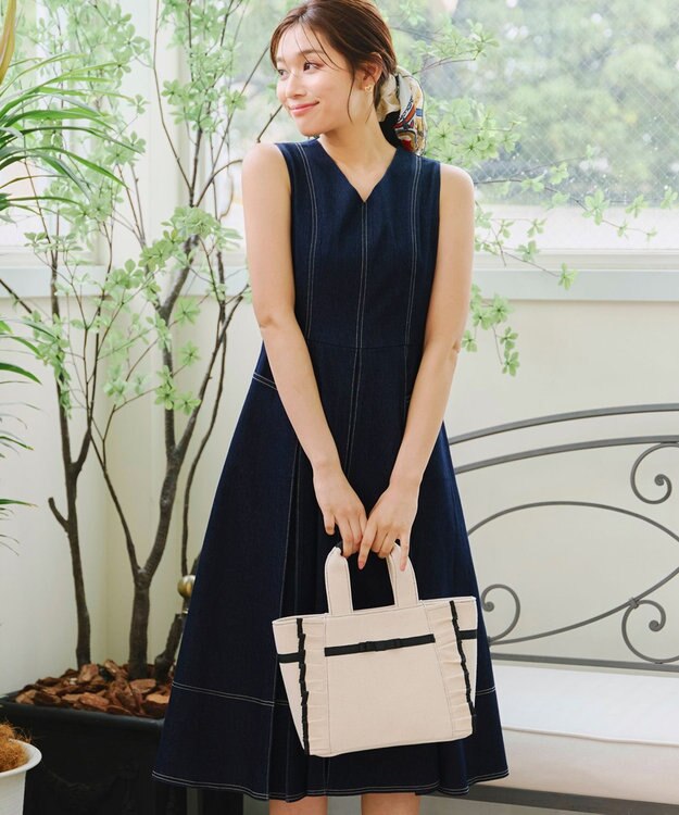 Tiaclasse 【洗える】デニムタックフレアワンピース ネイビー