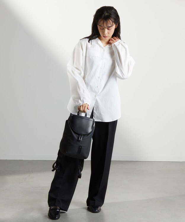 Y'SACCS 【CORDURA×リサイクルレザー】ラウンドフラップミニリュック グレー