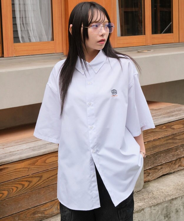 WEGO 【ユニセックス着用ITEM/MLサイズ展開】オックスフォードワンポイントシャツ（SS） ホワイト