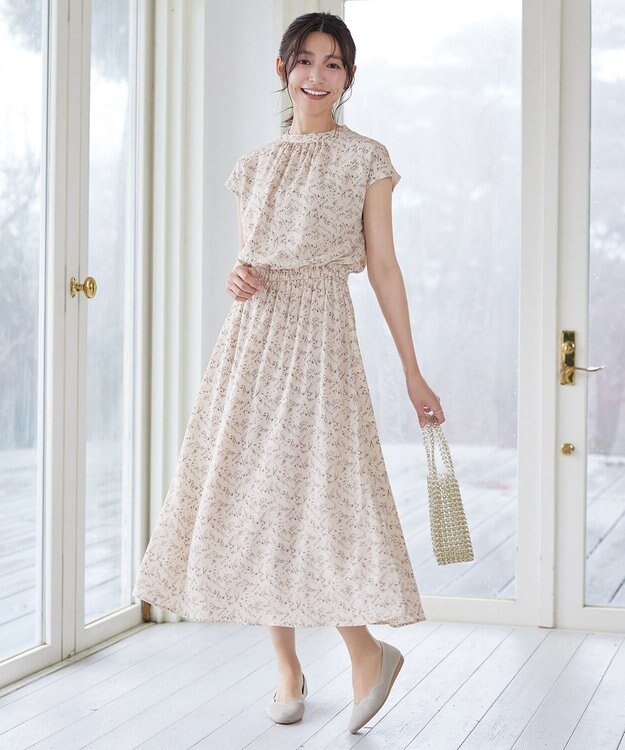 Tiaclasse 【新色追加】花柄フレンチスリーブワンピース アイボリー