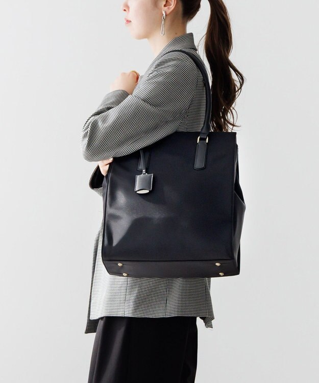 ACE BAGS & LUGGAGE Jewelna Rose OLバッグ・エト エアリィ 縦型トートバッグ 16272