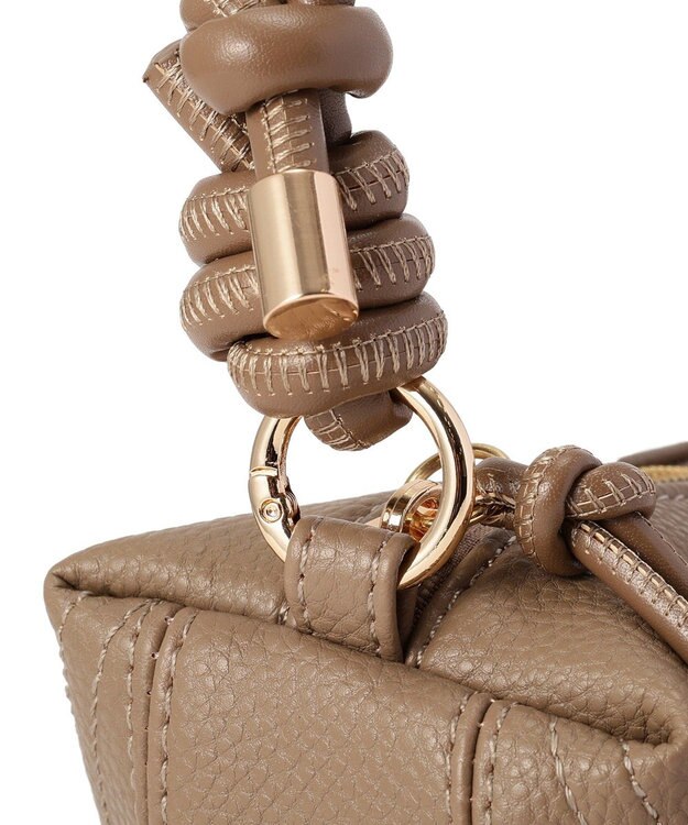 AMERICAN HOLIC アーモンドショルダーバッグ Mocha