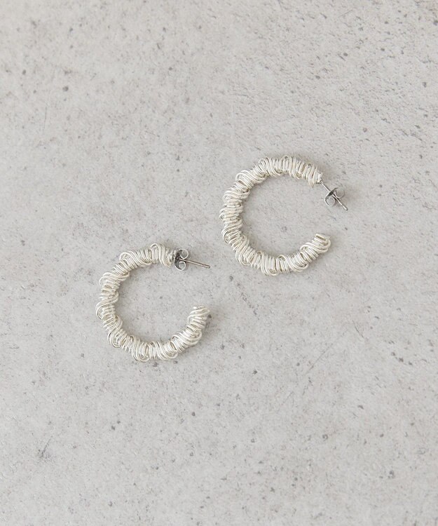 AMERICAN HOLIC ワイヤーロールピアス Silver