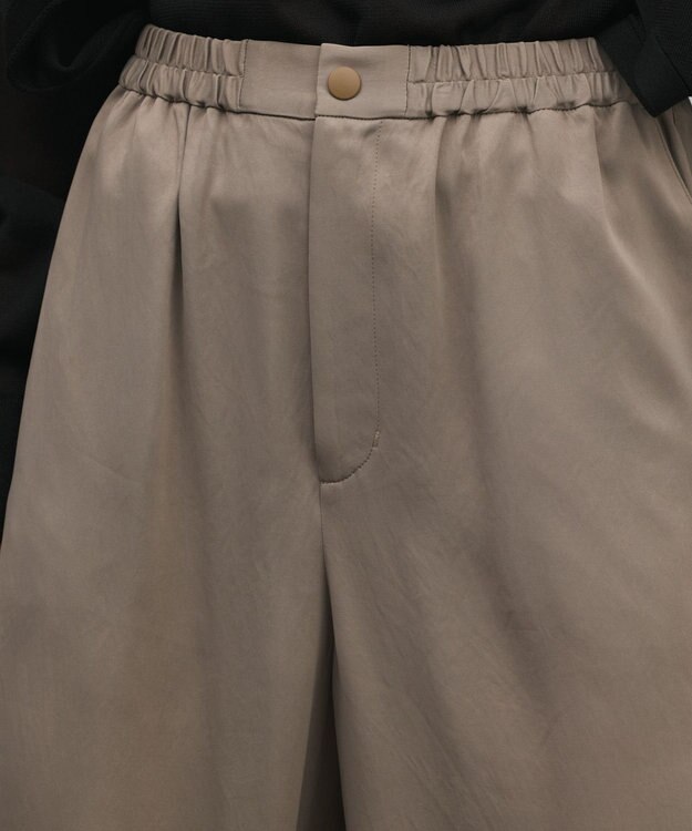 GRACE CONTINENTAL マットサテンバレルパンツ カーキ
