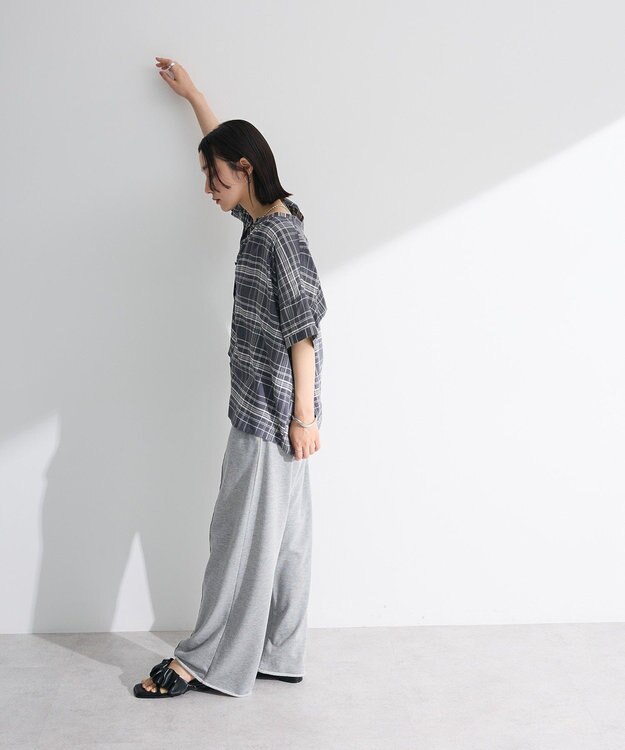 Green Parks Ｉ　アソート柄さらっとレーヨンブラウス Flower Black