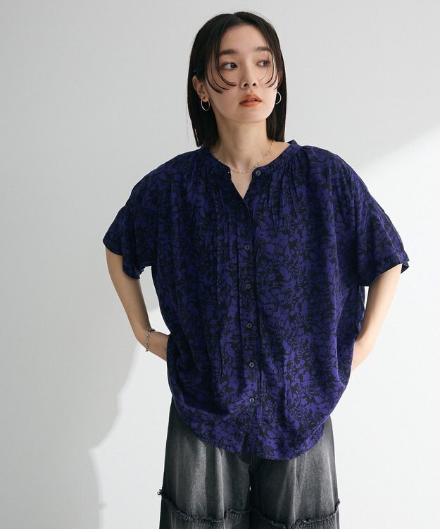 Green Parks Ｉ　アソート柄さらっとレーヨンブラウス Flower Black