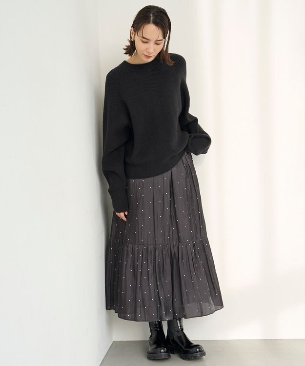 UNFILO シャイニースカート ブラックドット