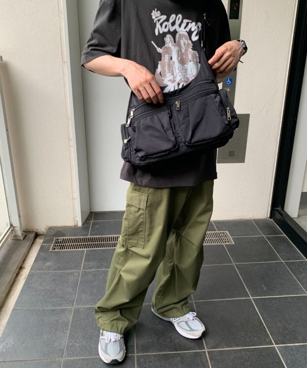 WEGO ポーチ付きナイロンショルダーバッグ ブラック