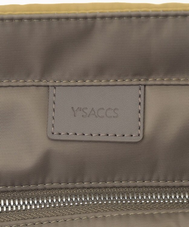 Y'SACCS ツイルナイロン　スクエアトート　Sサイズ スモーキーイエロー