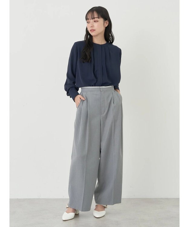 earth music&ecology ピンストライプストレートパンツ Stripe Light Gray