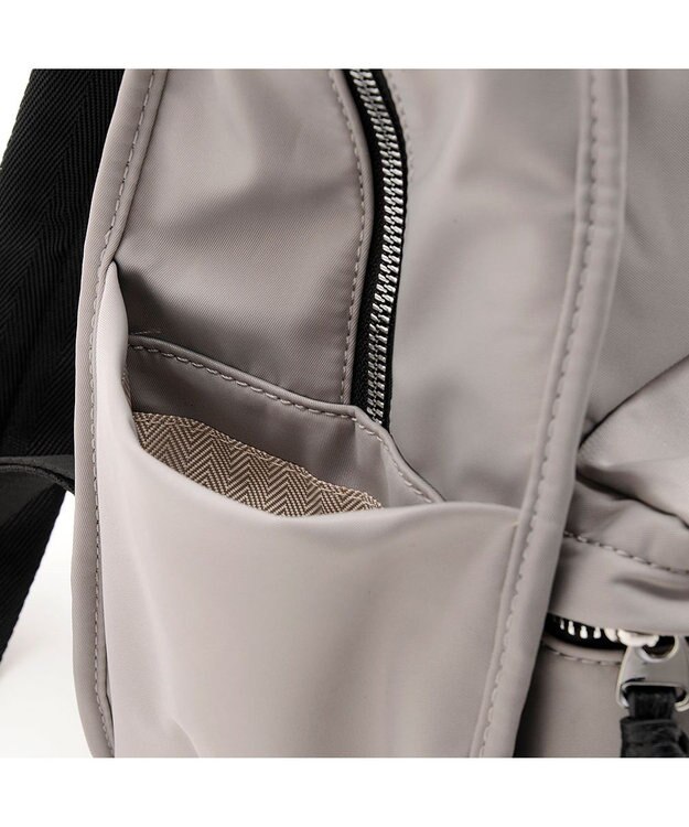 MioFIRANO はっ水軽量ナイロンオーバルハンドルリュック　FIRANO フィラノ GRAY