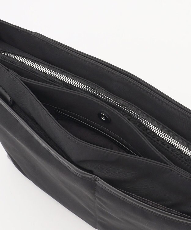 Y'SACCS アシメファスナーポケットショルダー ブラック