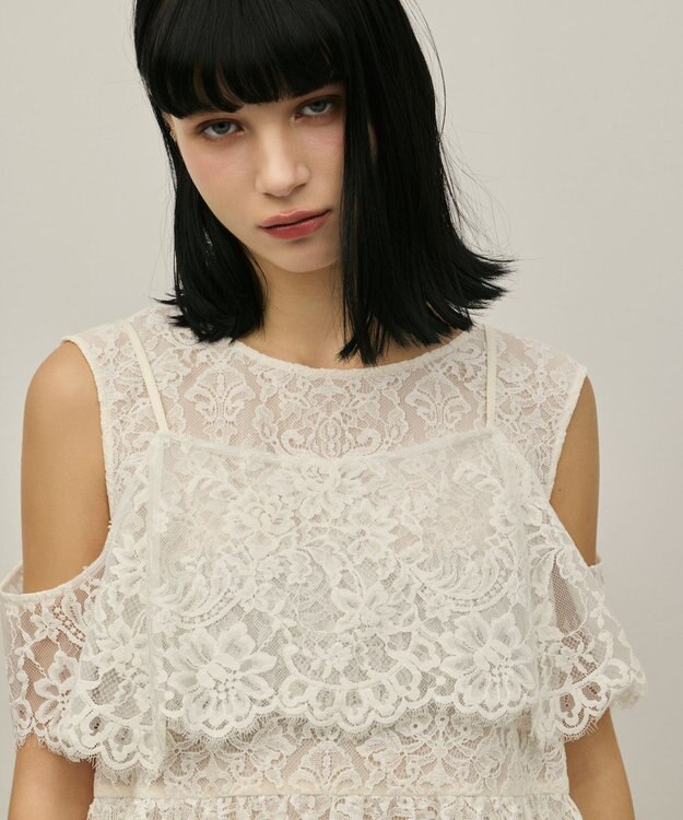 GRACE CONTINENTAL レイヤードレーストップ キナリ