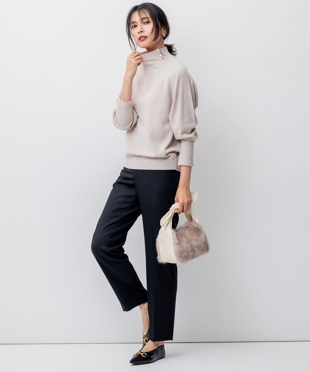 23区 セミウーステッド ハイネック ニット ベージュ系