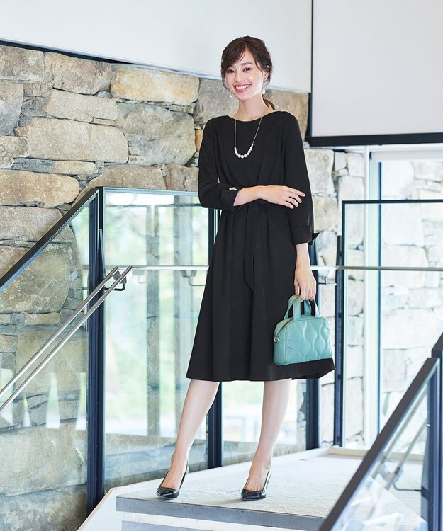 Tiaclasse 【GOLD LABEL・洗える】パールボタン付きポンチワンピース ブラック