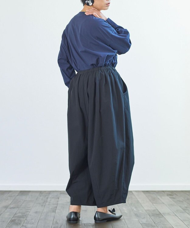 muuc 〈綿100%〉〈涼しいワッシャー生地〉〈裾タック入り〉〈ワイドシルエット〉サーカスパンツ ブラック