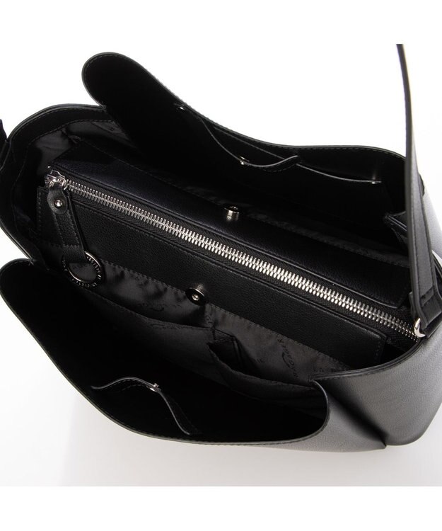 LA BAGAGERIE シンプルショルダーバッグ ブラック