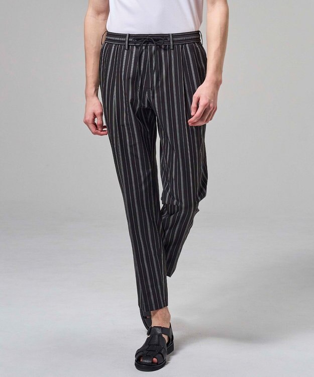 JOSEPH HOMME 【新素材】ドットエアーリバーシブル ドロスト付タック入りテーパードパンツ / PEGG TUCK ブラック系1