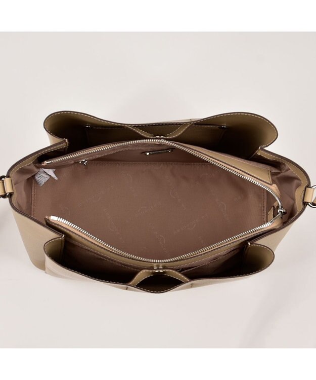 LA BAGAGERIE シンプルショルダーバッグ ライトベージュ