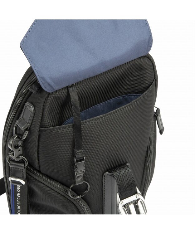 ZERO HALLIBURTON  ZLM ショルダーバッグ 7L 660g 81515 ブラック