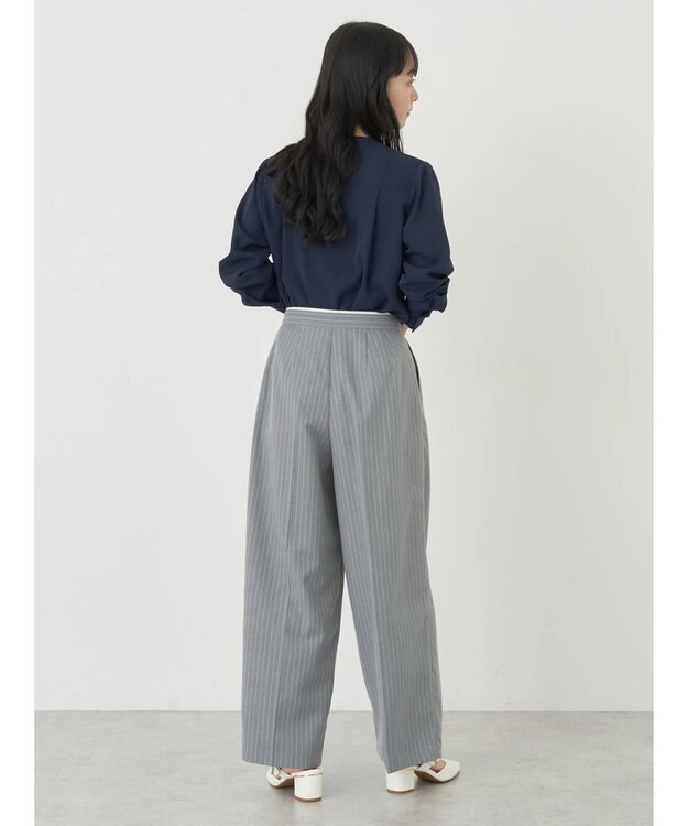 earth music&ecology ピンストライプストレートパンツ Stripe Light Gray