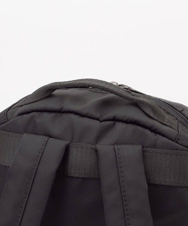 Y'SACCS 【Y’SACCS vous et】フロントファスナーデイパック ブラック